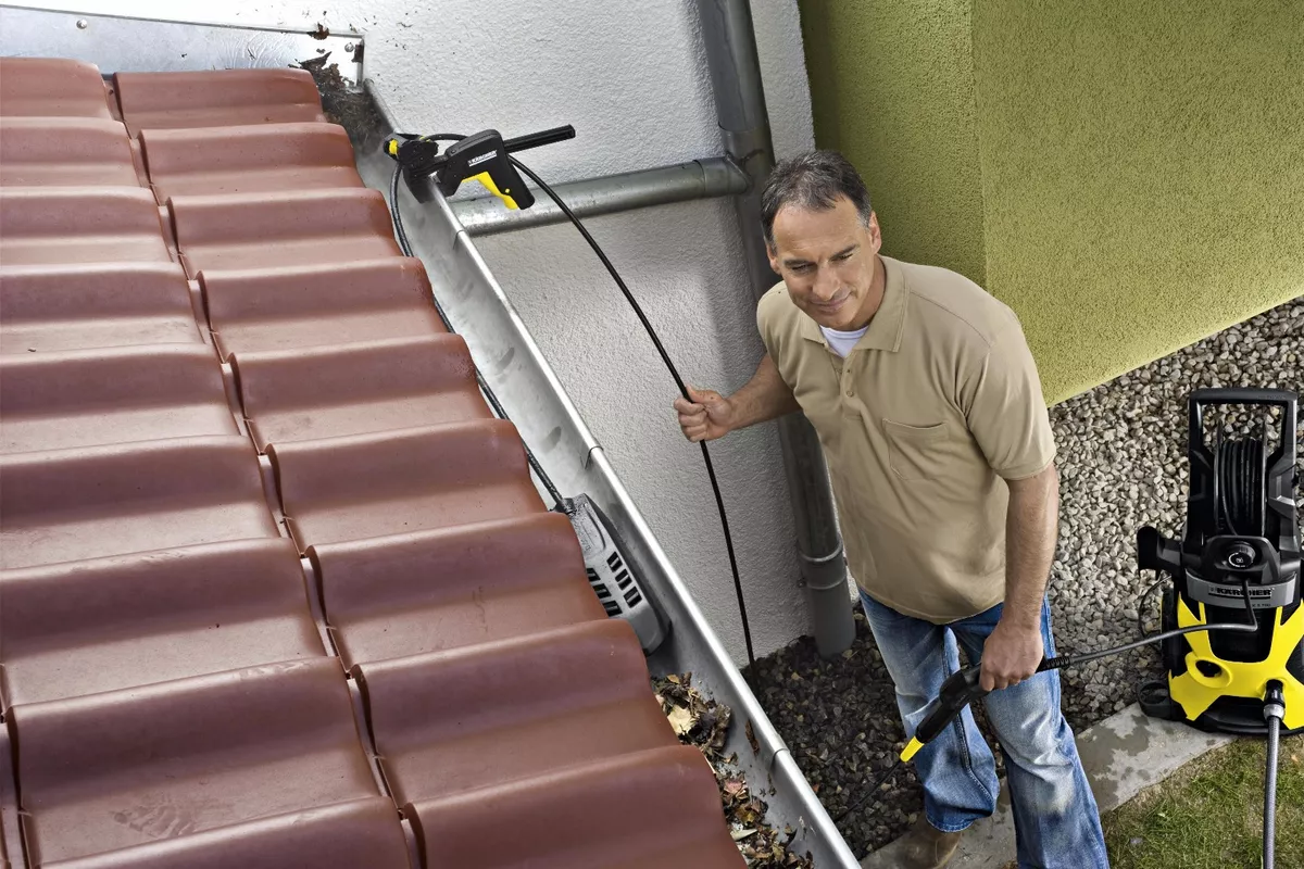 Reduce Home Repair Costs with Regular Gutter Maintenance